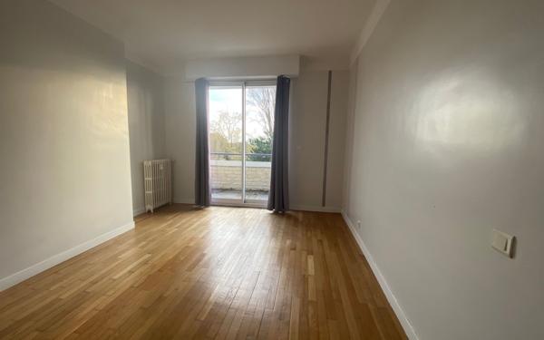 Appartement à louer    3 pièces • 102,27 m2 Calais