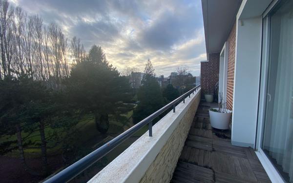 Appartement à louer    3 pièces • 102,27 m2 Calais