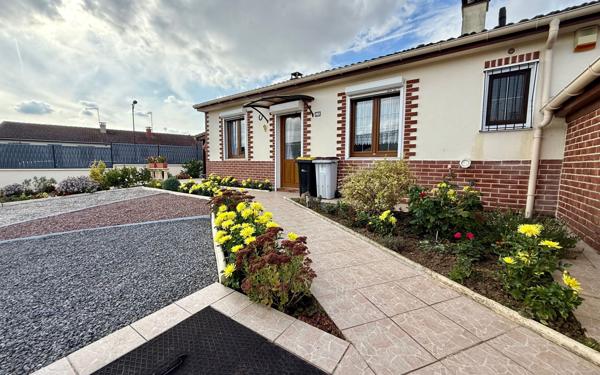 Maison à vendre    4 pièces • 95 m2 Saint-Quentin