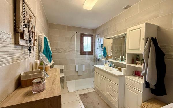 Maison à vendre    4 pièces • 95 m2 Saint-Quentin