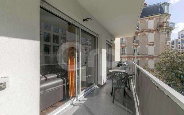 Appartement à vendre    4 pièces • 73,90 m2 Paris 11