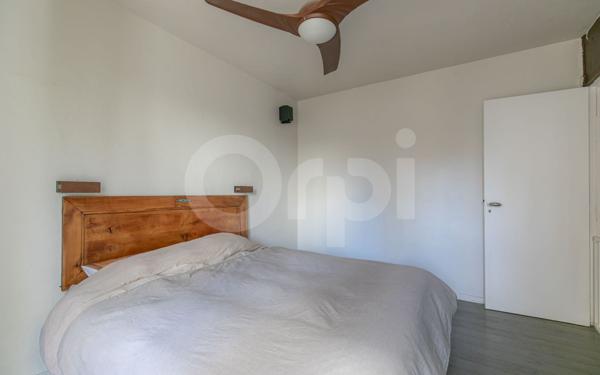 Appartement à vendre    4 pièces • 73,90 m2 Paris 11