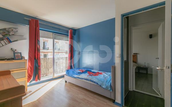 Appartement à vendre    4 pièces • 73,90 m2 Paris 11