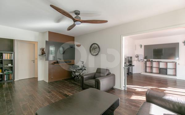 Appartement à vendre    4 pièces • 73,90 m2 Paris 11