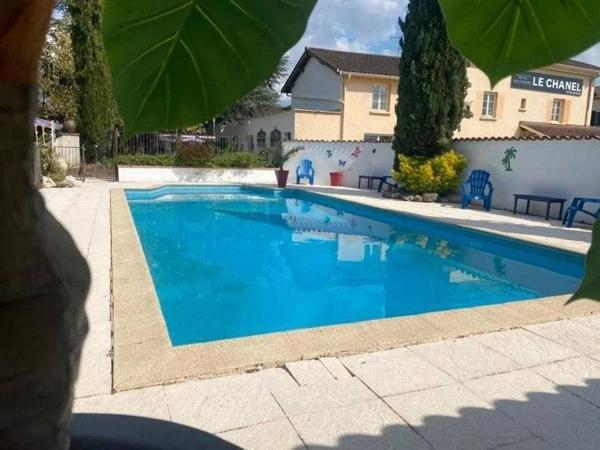 Hôtel/Restaurant prestigieux