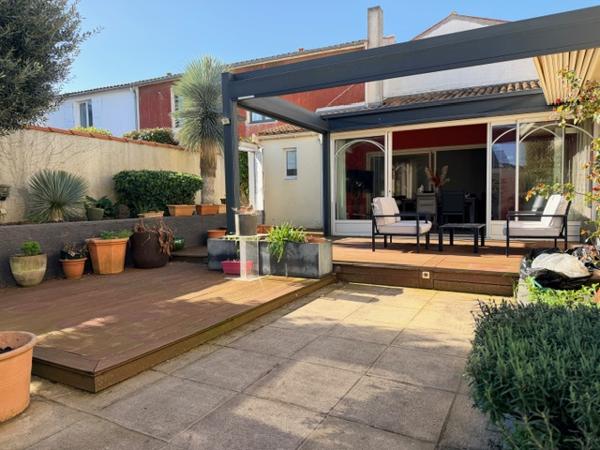 PROCHE ILE DE RE – QUARTIER LALEU