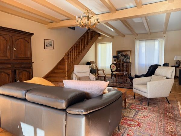 PROCHE ILE DE RE – QUARTIER LALEU