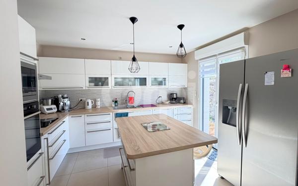 Maison à vendre    6 pièces •  Vernouillet