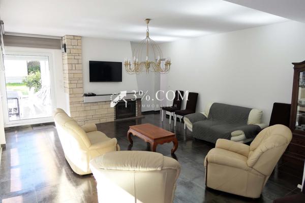 Villa 8 pièce(s) 6 chambre(s) 195 m²