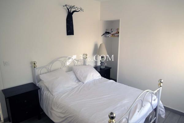 Villa 8 pièce(s) 6 chambre(s) 195 m²