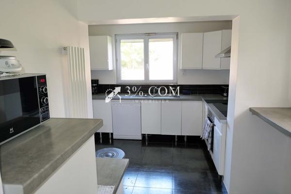 Villa 8 pièce(s) 6 chambre(s) 195 m²