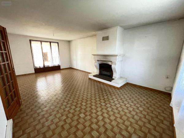 Maison individuelle à vendre à Manosque dans les Alpes-de-Haute-Provence (04100), ref : 025/1897