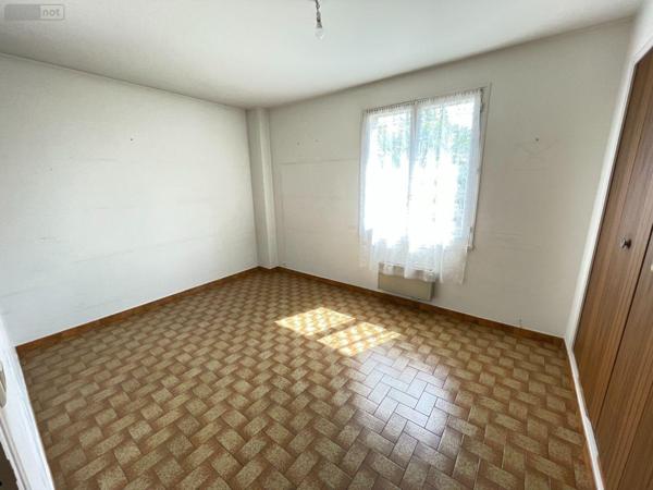 Maison individuelle à vendre à Manosque dans les Alpes-de-Haute-Provence (04100), ref : 025/1897