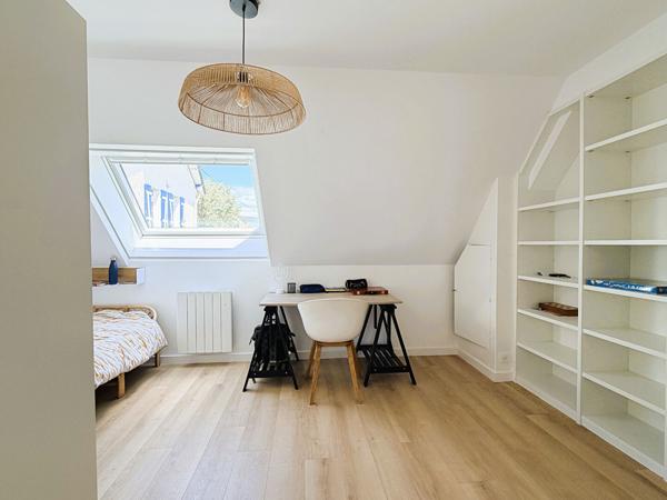 Maison appartement rénovée avec jardin, terrasse et garage ? Proche commerces et plage