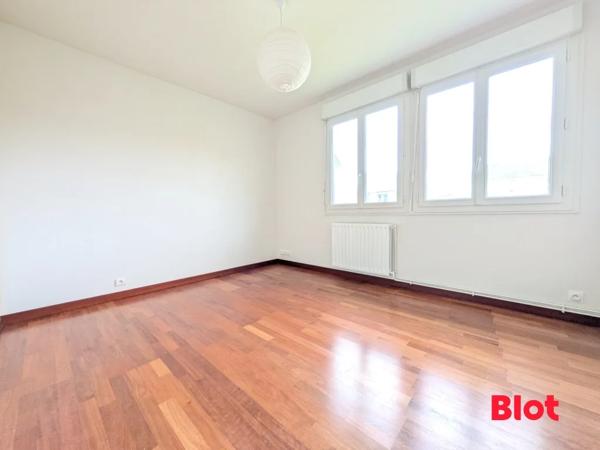 Maison 5 pièce(s)