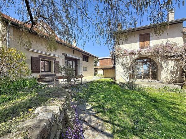 Maison à vendre 5 pièces CESSY (01)