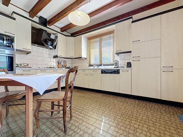 Maison à vendre 5 pièces CESSY (01)