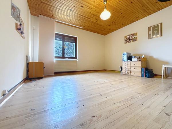 Maison à vendre 5 pièces CESSY (01)