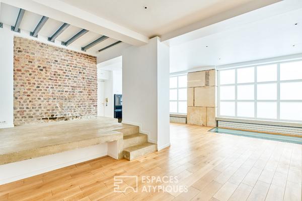 Ancien studio photo transformé en triplex à Marcadet – Poissonniers