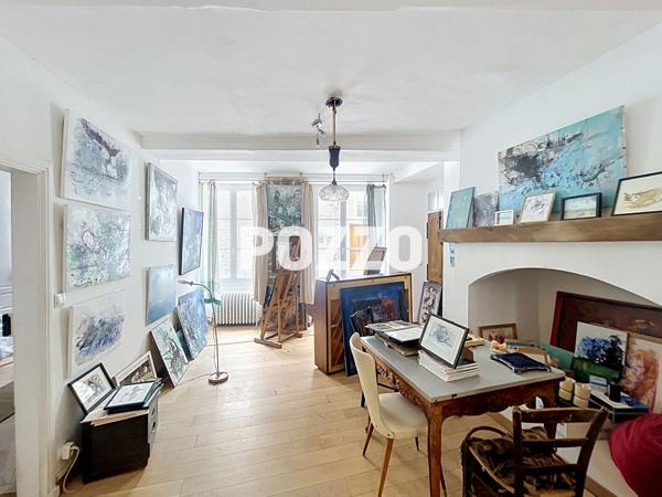 A vendre maison 9 pièces de 240 m² avec jardin à COUTANCES (50200) COUTANCES