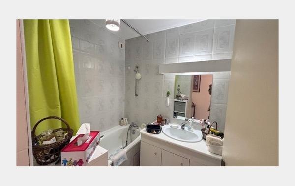 Vente Pour investissement Nimes   