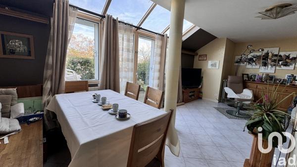 Appartement 4 pièces de 78 m² à Le Plessis-Robinson (92350)