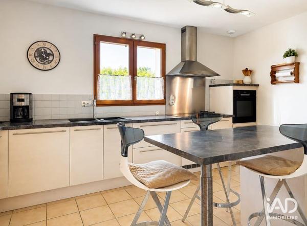 Maison à vendre 4 pièces 93 m² Saint-Jean-de-Tholome