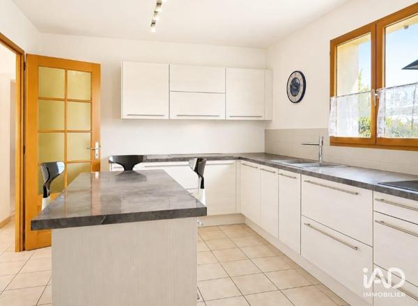 Maison à vendre 4 pièces 93 m² Saint-Jean-de-Tholome