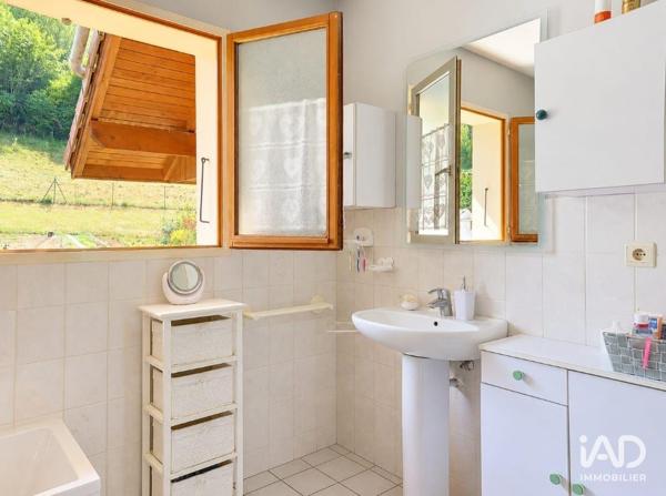 Maison à vendre 4 pièces 93 m² Saint-Jean-de-Tholome
