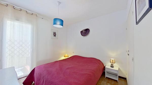 Appartement
         3 pièces
        - 60 m² Exclusivité 300 000 € *