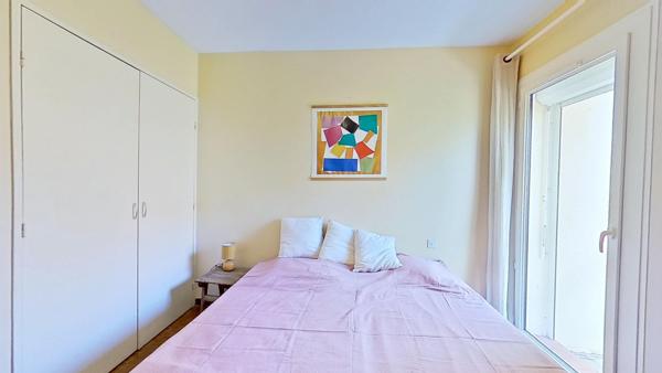 Appartement
         3 pièces
        - 60 m² Exclusivité 300 000 € *