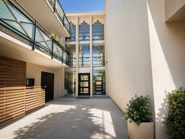 Appartement
         1 pièce
        - 20 m² Exclusivité 95 000 € *