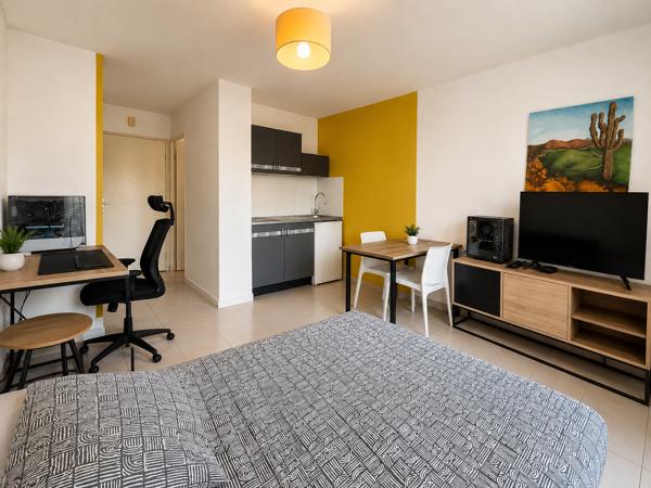 Appartement
         1 pièce
        - 20 m² Exclusivité 95 000 € *