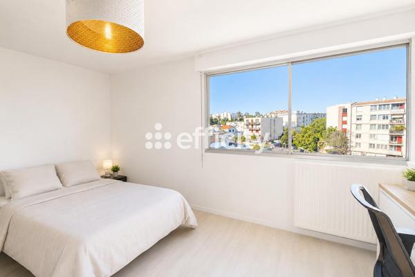 Appartement
         2 pièces
        - 60 m² 186 000 € *