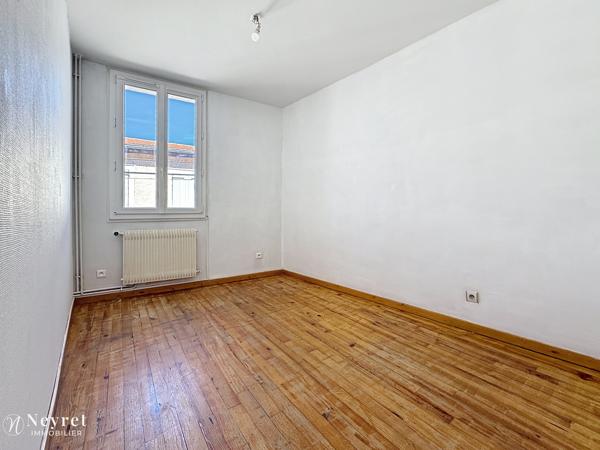 Plein centre ville, 5 pièces au calme
