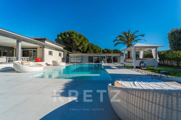 Villa contemporaine en bord de mer