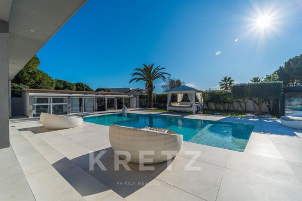 Villa contemporaine en bord de mer