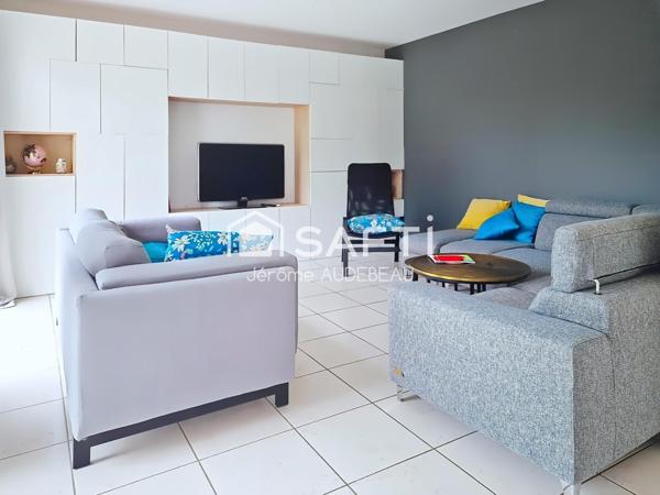 GRANDE MAISON ECONOME, PROCHE PLAGES ET COMMERCES