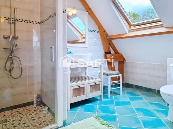 GRANDE MAISON ECONOME, PROCHE PLAGES ET COMMERCES