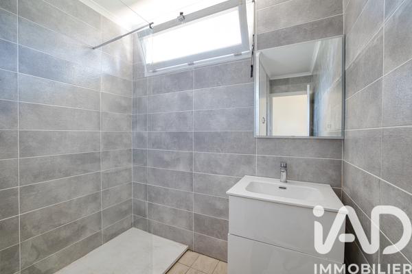Maison à vendre 5 pièces 85 m² Saint-Genis-Pouilly