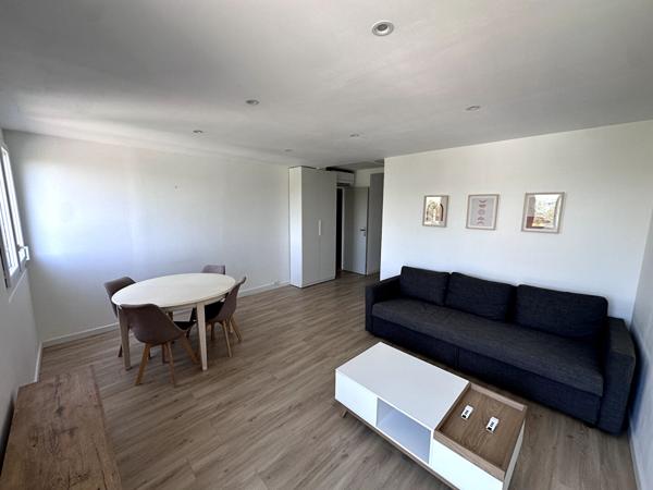 Appartement à louer 1 250 € CC Aix-en-Provence 3 p 57 m² DPE