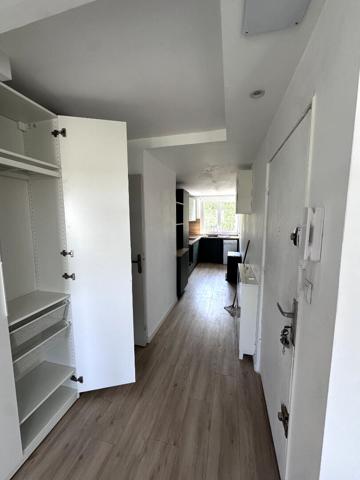 Appartement à louer 1 250 € CC Aix-en-Provence 3 p 57 m² DPE