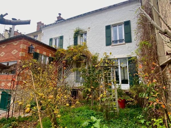 RARE SUR LE MARCHÉ – UNE MAISON DE CHARME AUX PRESTATIONS AUTHENTIQUES