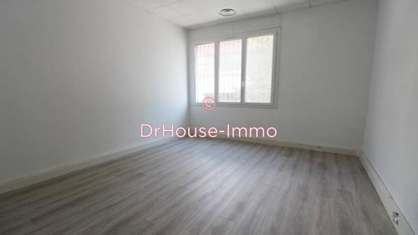 Bureau à louer 7 pièces de 107 m²