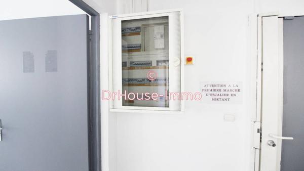 Bureau à louer 7 pièces de 107 m²