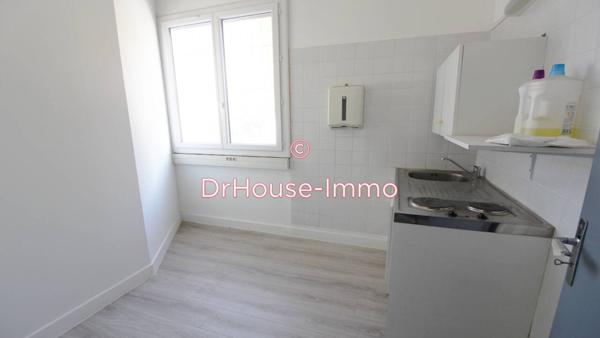 Bureau à louer 7 pièces de 107 m²