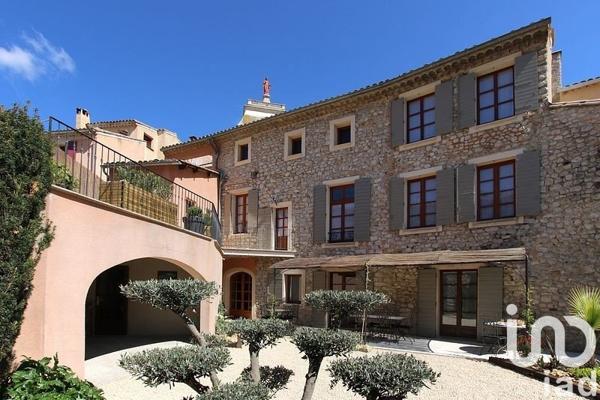 Demeure 10 pièces de 400 m² à Buis-les-Baronnies (26170)