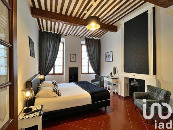 Demeure 10 pièces de 400 m² à Buis-les-Baronnies (26170)
