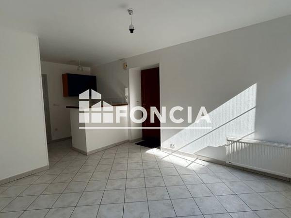 Location Studio 19.6 m² - 14/16 RUE DU BOSQ Saint Pierre Sur Dives 14170