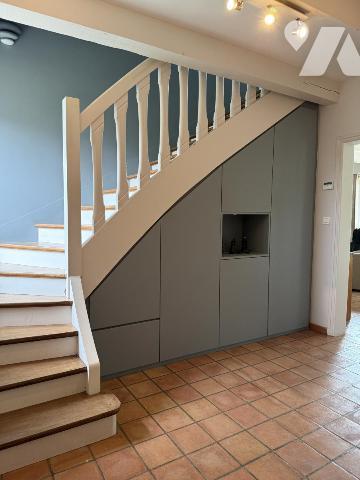 À VENDRE MAISON DE CARACTÈRE SÉNÉ BOURG-866 m2 de terrain